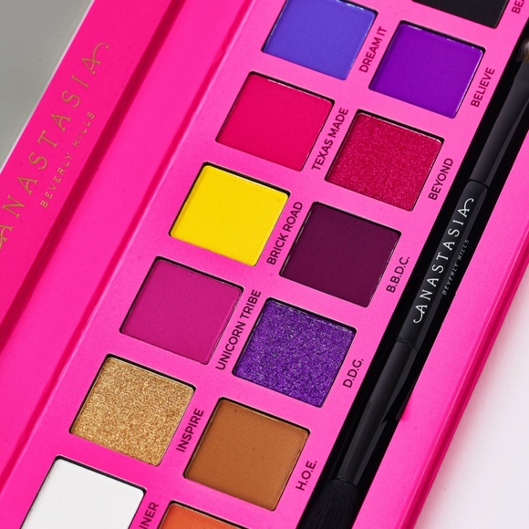 ABH Alyssa Edwards Eyeshadow Palette - Picture 3 of 4